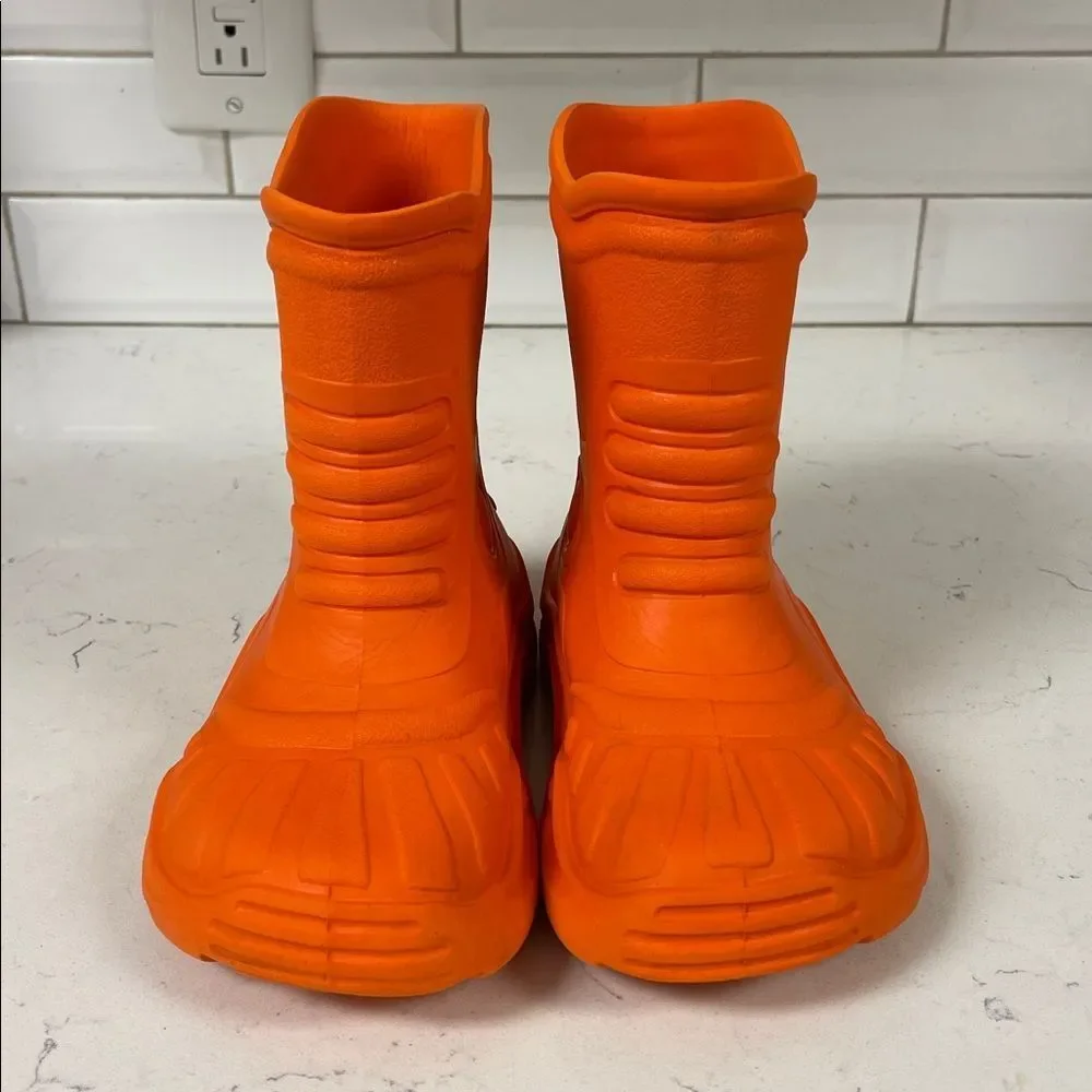 CROCS Kids' Georgie Rain Boots - Orange Size Euro 33 Men’s 1 - Women’s 3